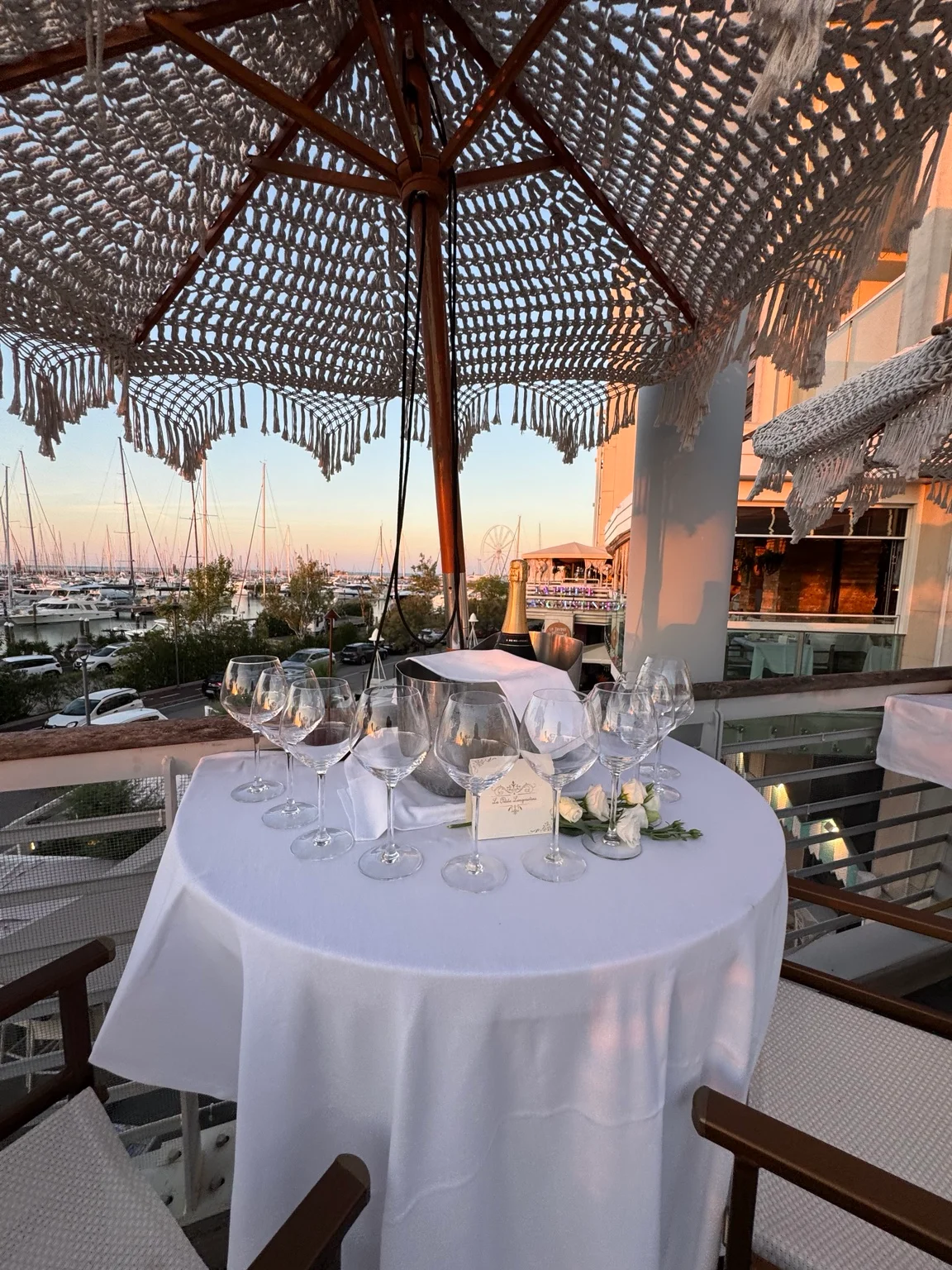 La terrazza sulla Darsena di Rimini al tramonto