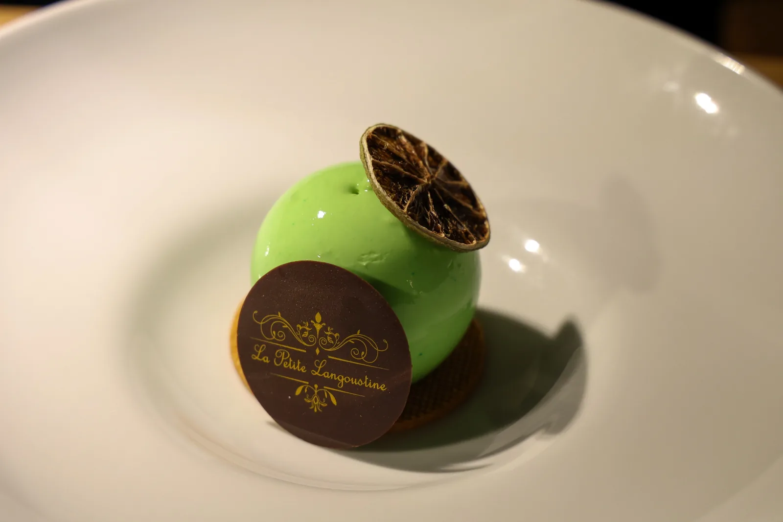 Dessert verde con cialda La Petite Langoustine
